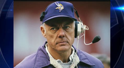 Hall of Fame NFL coach Bud Grant dies at 95